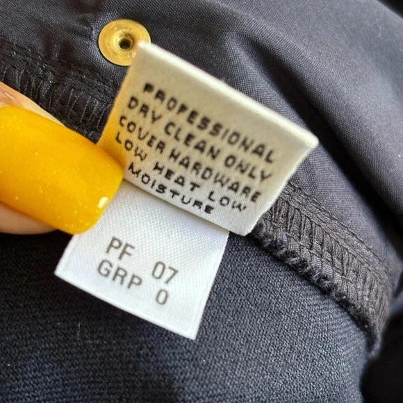 St. John Sport Navy Blue Stretch Pants Size 16 Zip Closure - Picture 13 of 14